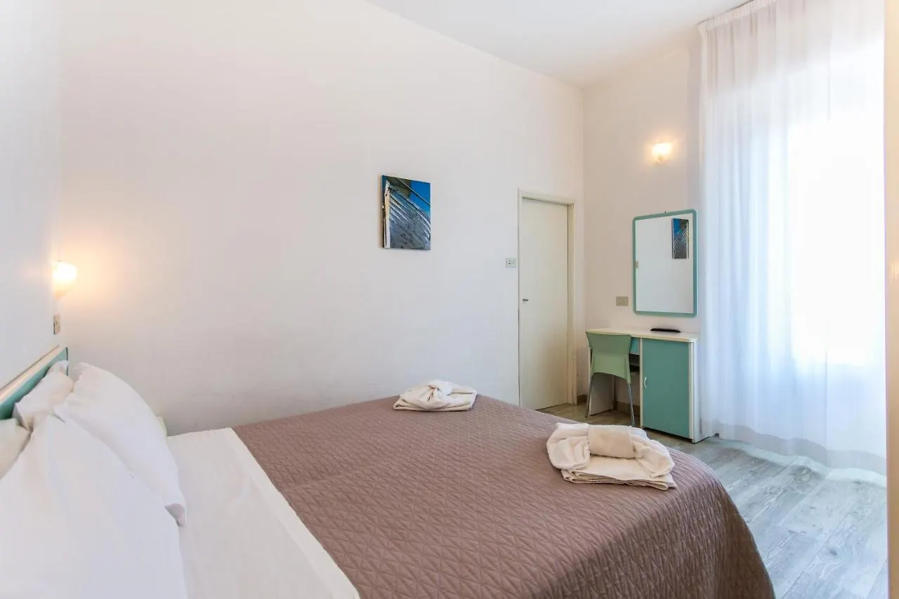 Hotel Savana Rimini 3*,  Włochy